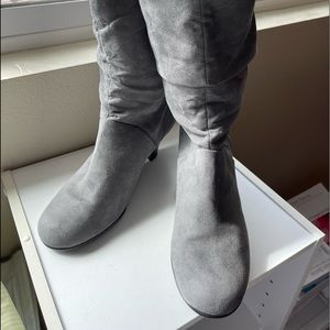 Grey Aerosoles soft Dress boots size 7M